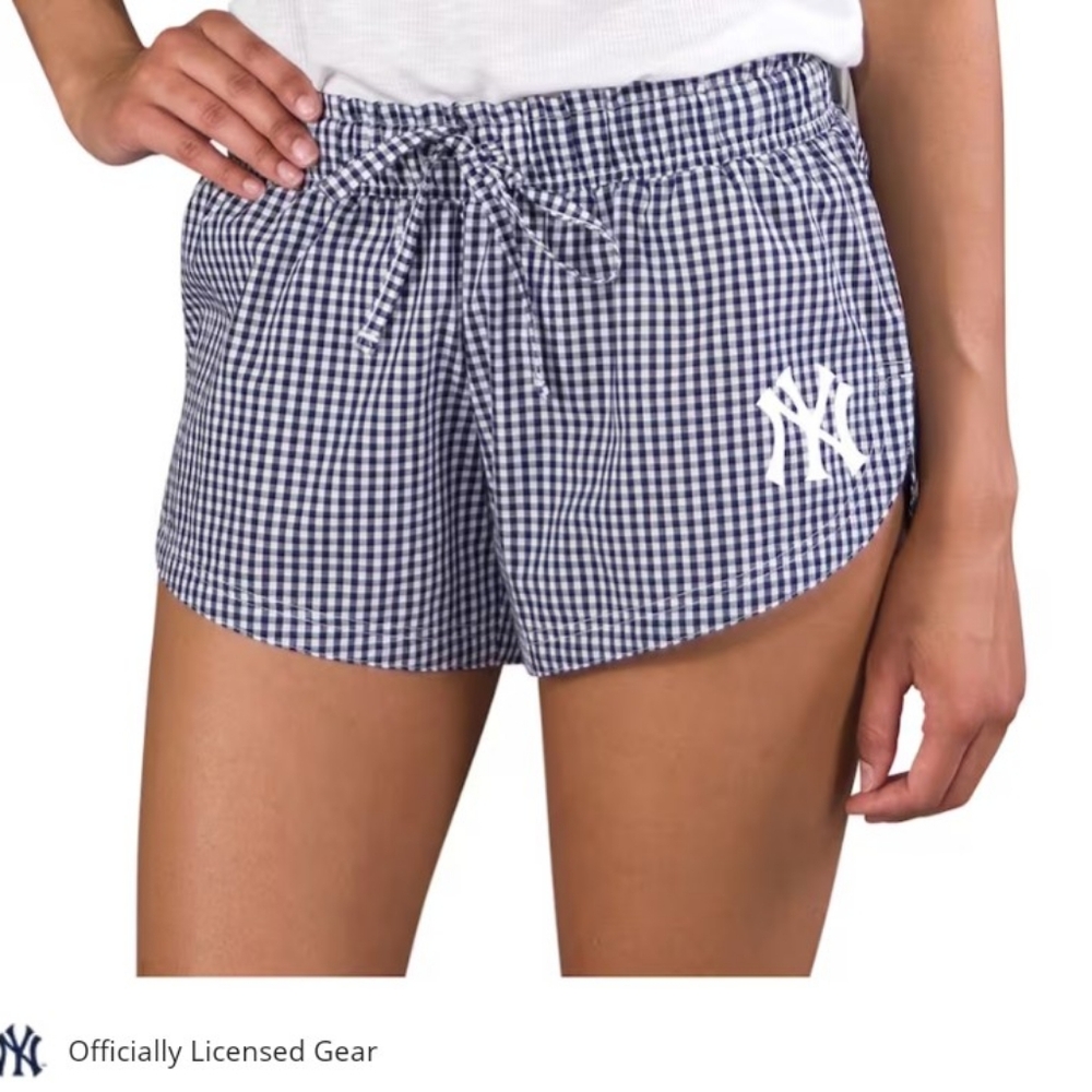 Offical NY YANKEES SHORTS